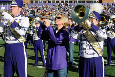 marching band performing