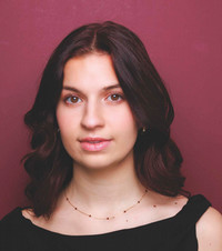Sydney Manno Headshot