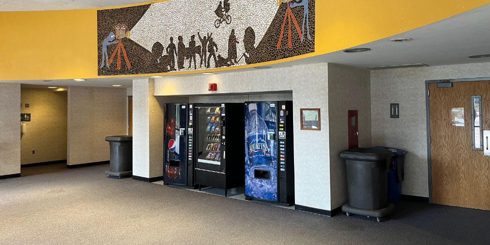 Grafton-Stovall lobby right side looking into room from entrance.