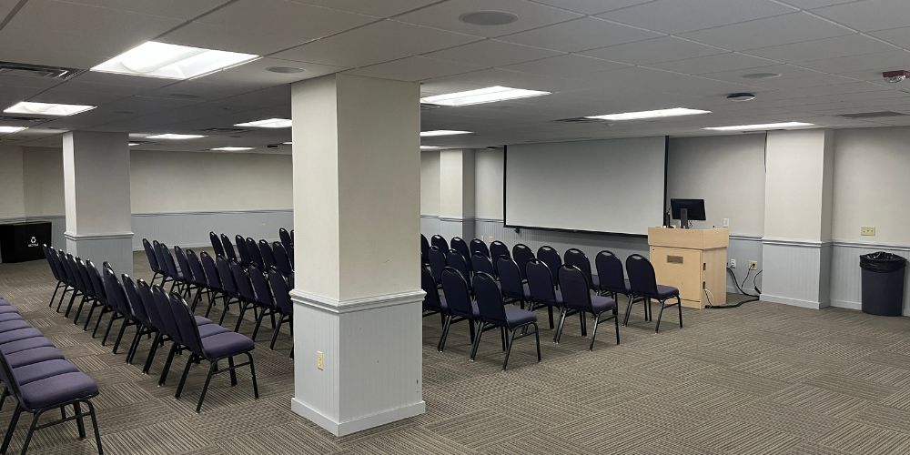 Warren 256 in theater setup from Right