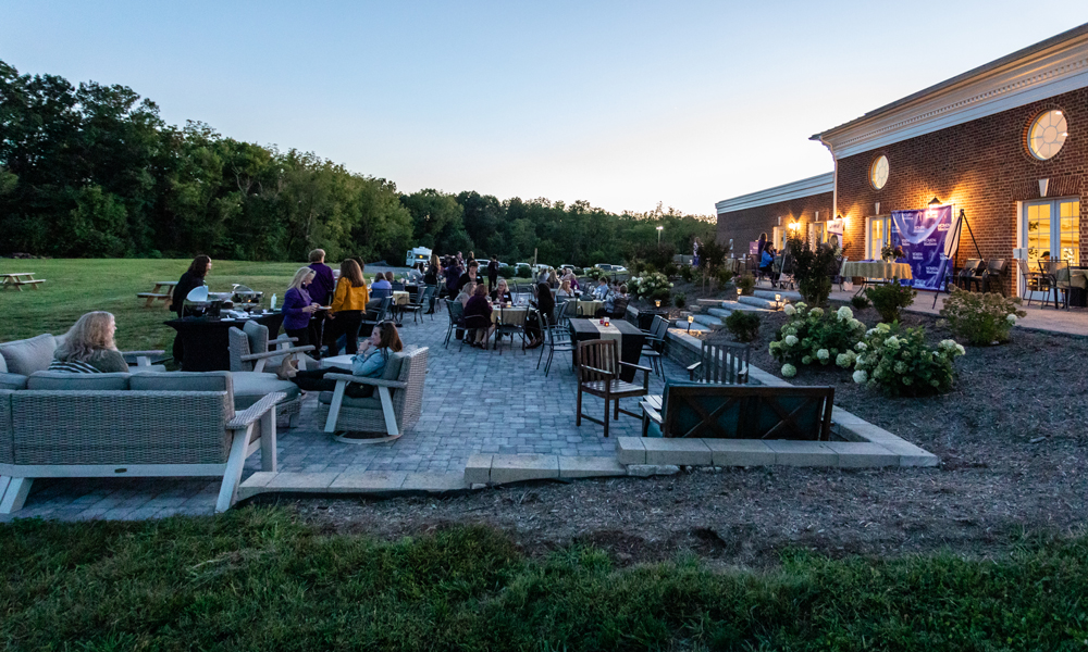 W4M-AC-1100-patio.jpg